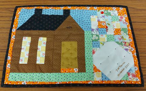 Master Quilter Course - House Dawn